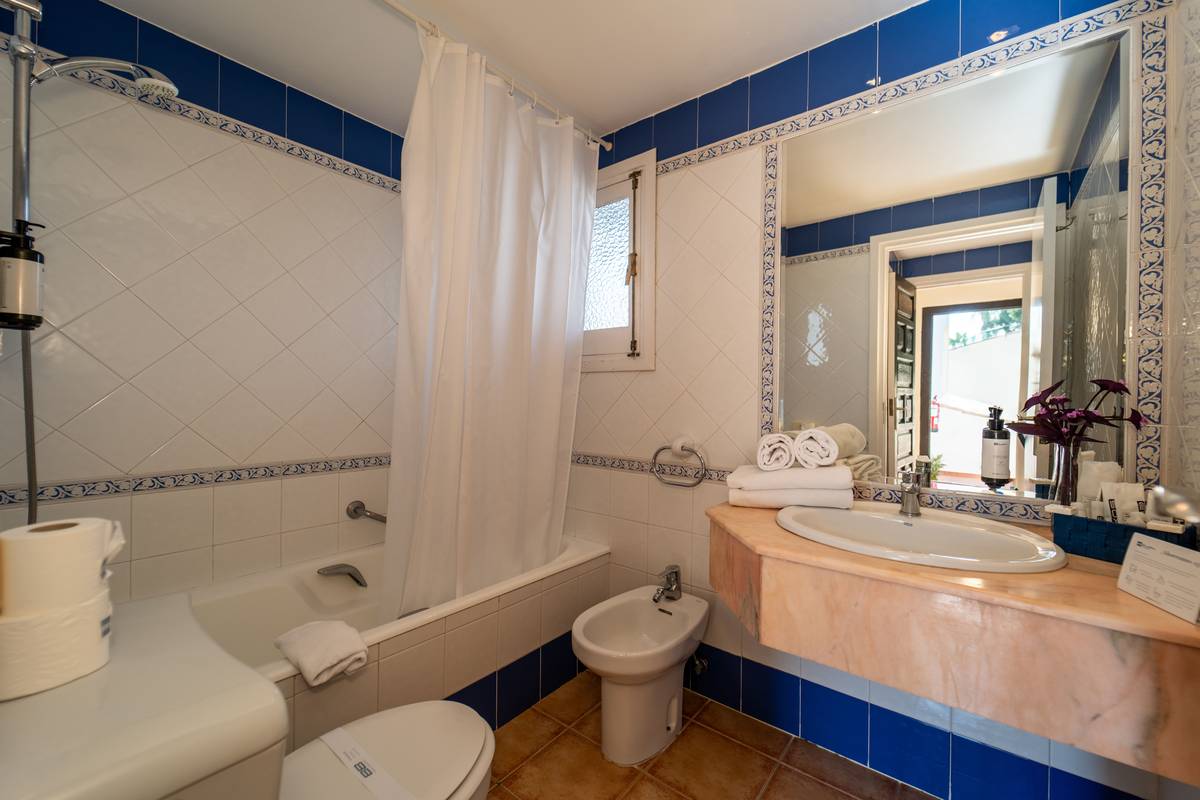 Rooms | Hotel BlueBay Banus in Marbella, Official Website