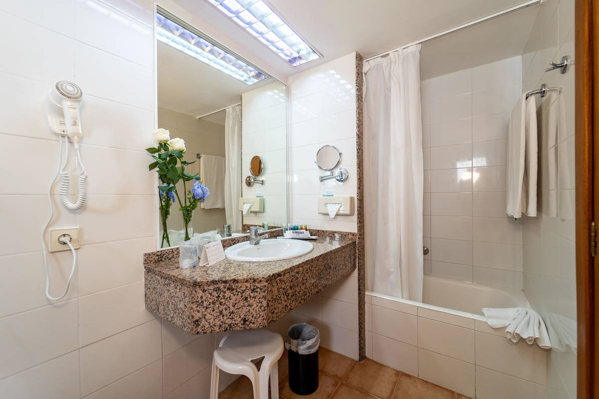 Rooms | Hotel BlueBay Banus in Marbella, Official Website