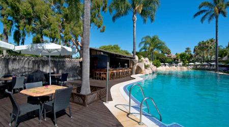 Pool Bar Pool Bar